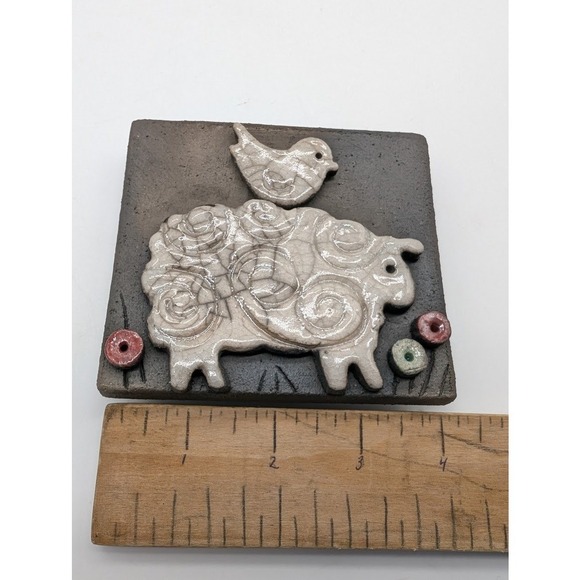 Hand Made Ceramic Raku Sheep Tile 4X3 Made in Italy Bird 3D Free Standing Plaque - Picture 5 of 6
